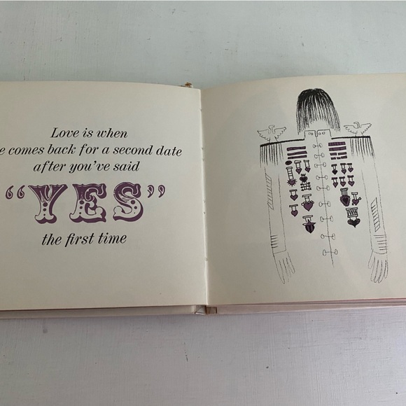 Vintage Book “Love is when you meet a man who doesn’t live with their mother” - Picture 6 of 14